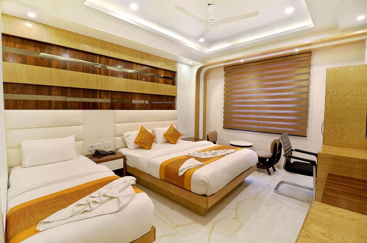 Hotel York Legacy -3 Minutes Walk From New Delhi Railway Station 'The 5 Star Ambience' Newly Built Luaran gambar